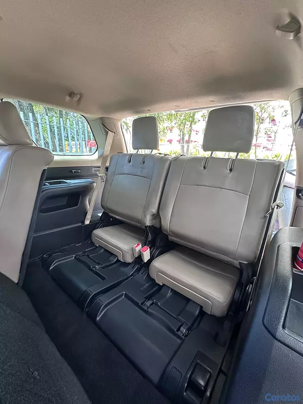 jeepetas y camionetas - Oferta Toyota 4Runner SR5 2011 Unico dueño. 9