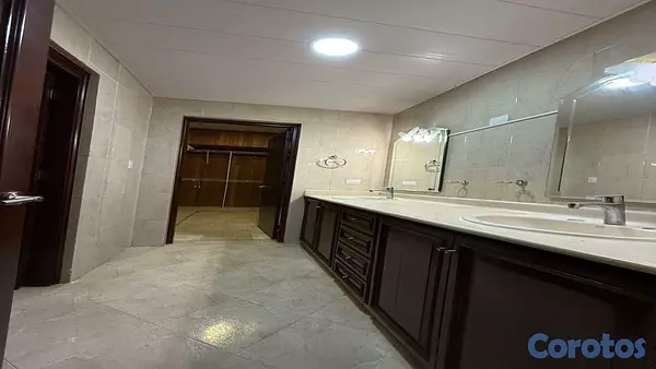 apartamentos - Renta Apt espacioso Piantini 2do piso 9