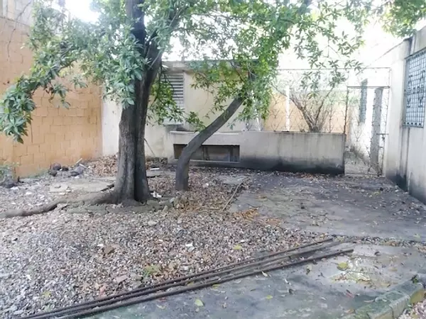 casas - De oportunidad casa en zona céntrica 2