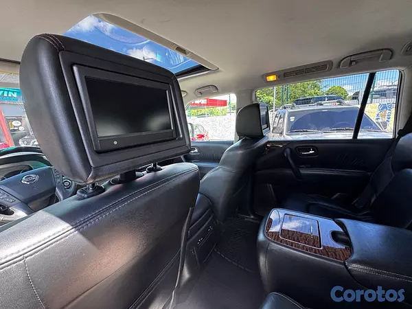 jeepetas y camionetas - Nissan Armada 2017 PLATINUM (Full)
 9