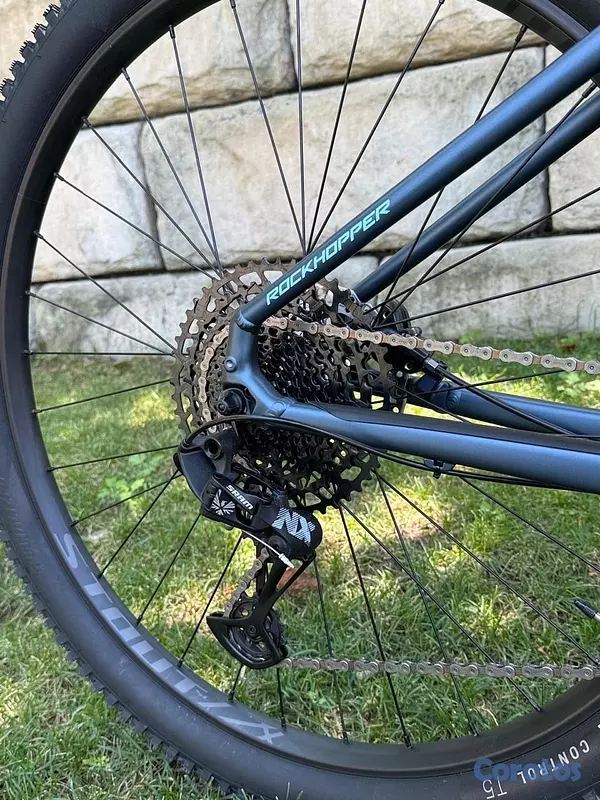 bicicletas y accesorios - bicicleta ROCKHOPPER expert. Specialized como  nueva  4