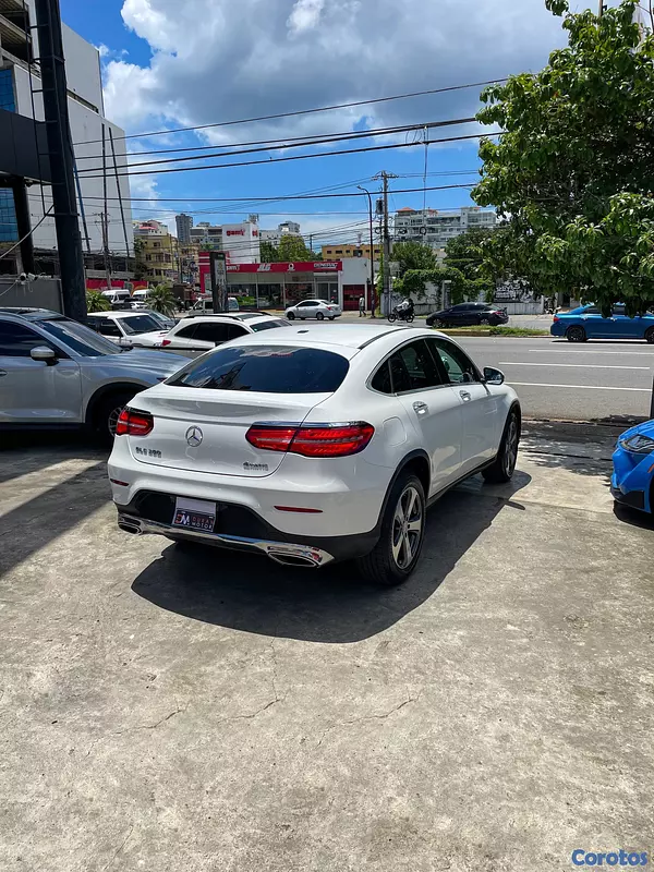 jeepetas y camionetas - Mercedes Benz GLC-300 4Matic 2017 5