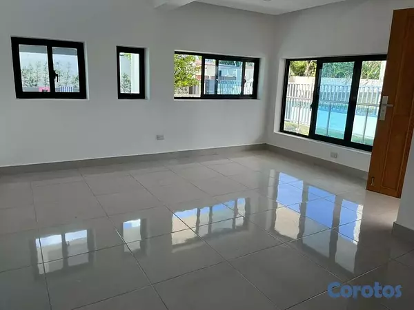 casas - Casa  2 niveles con piscina en Guayabal en santiago de los caballeros  7
