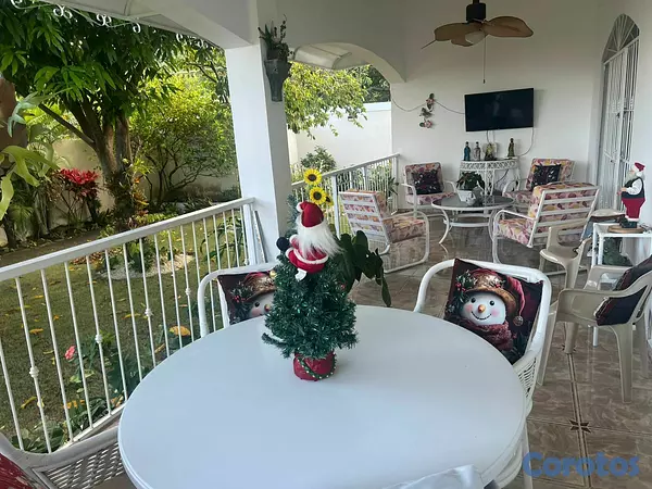 casas - HERMOSA CASA EN VENTA - PUERTO PLATA. 2