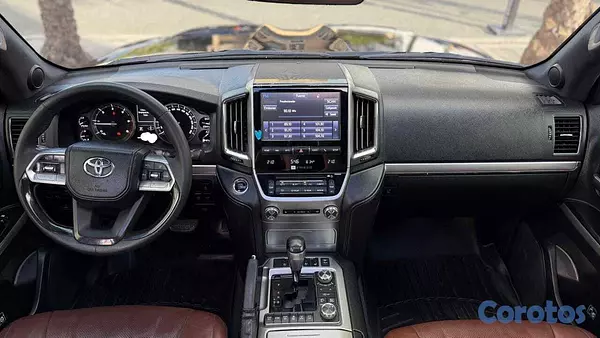 jeepetas y camionetas - Toyota Land Cruiser VXR 2016 5