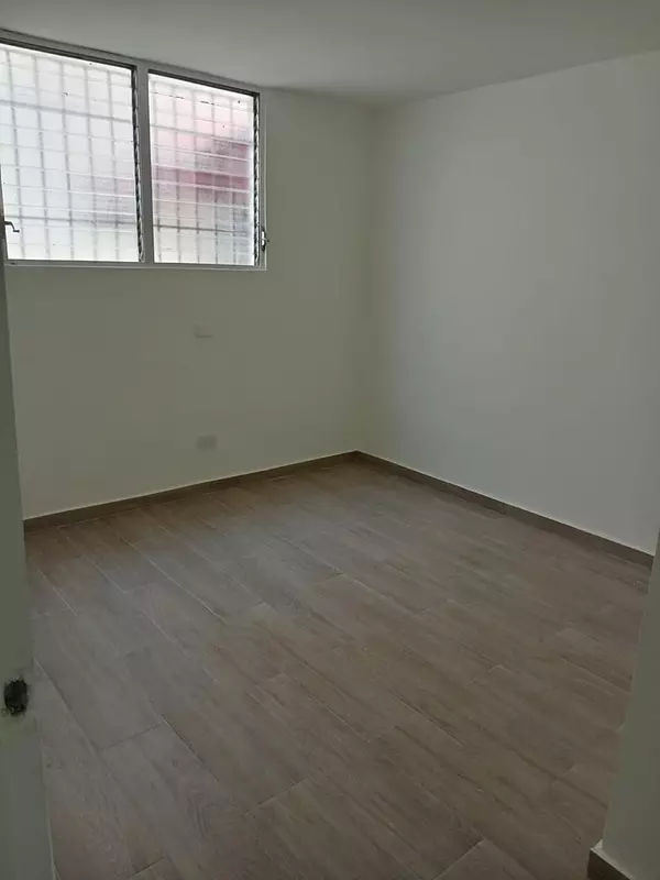 apartamentos - ARROYO HONDO VIEJO A un paso de Supermercados y Plazas
195 mt2 
US$220,000 1