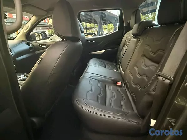jeepetas y camionetas - Nissan frontier le 2022 5