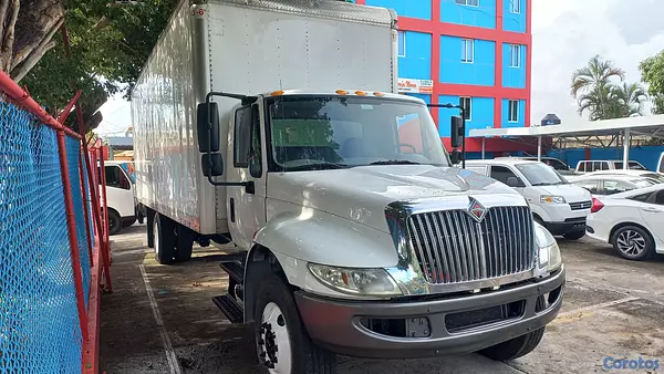 camiones y vehiculos pesados - International Durastar 4300 año 2018 Motor Cummins 7