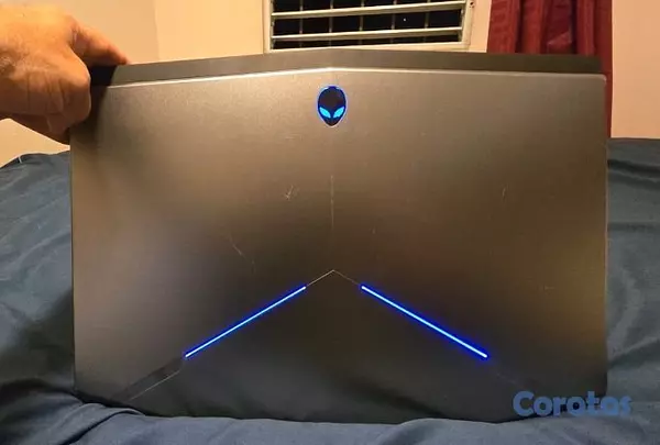 computadoras y laptops - Laptop Alienware R2 17 2