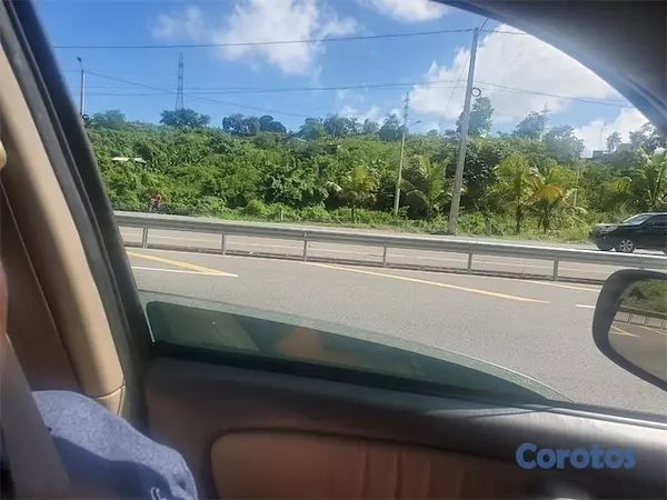 solares y terrenos - Vendemos solar de 17.995 metros en la misma autopista 🛣 6 de noviembre 5