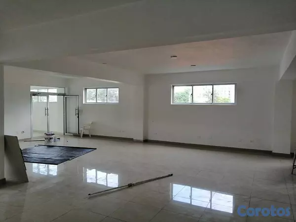 oficinas y locales comerciales -  Alquilo Local Comercial Arroyo Hondo  4