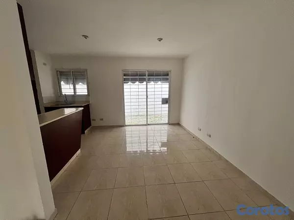 apartamentos - Apartamento Alquiler Sto Dgo Norte. Primer Nivel 3 Hab 2 Baños 1 Parqueo 3