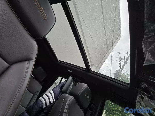 jeepetas y camionetas - CHEVROLET TAHOE HIGHCOUNTRY 2023 NEGRO GASOLINA 9