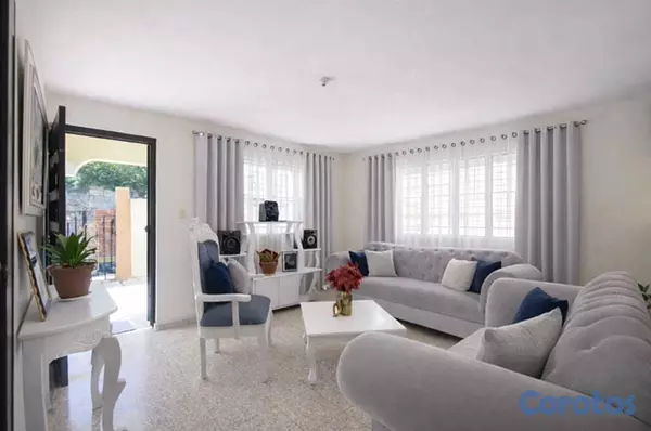 casas - Casa en Venta de Dos Niveles en Miramar 11