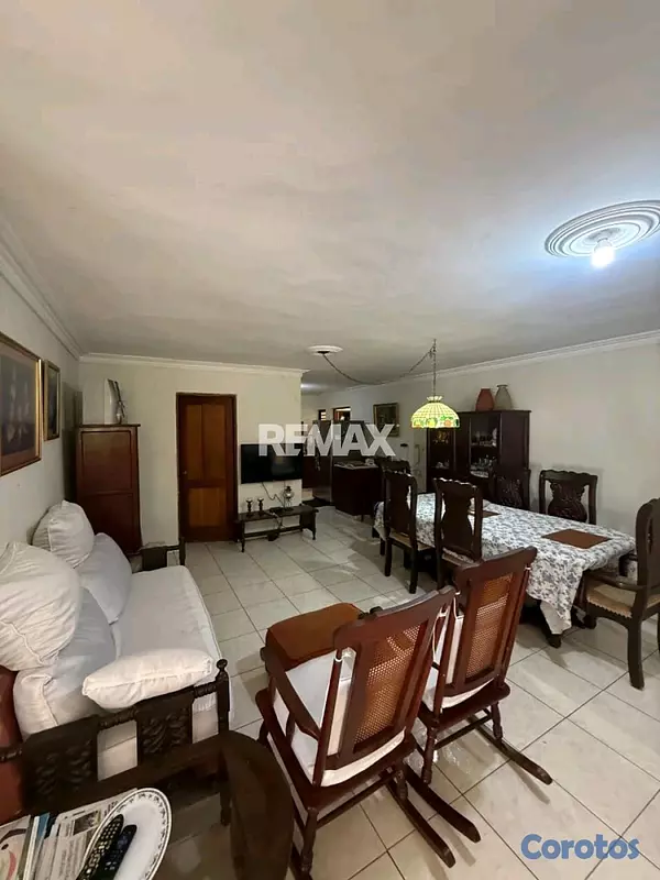 apartamentos - Apartamento en Alquiler en Viejo Arroyo Hondo 3H, 2.5B, 2P, 3re nivel 2