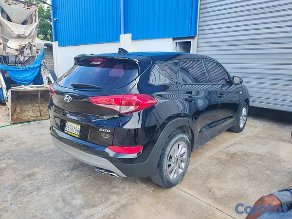 jeepetas y camionetas - HYUNDAI TUCSON 2018 DIESEL tiene el motor roto por 7