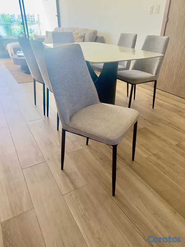 muebles y colchones - Mesa de comedor de mármol con 6 sillas – Excelente condición 4
