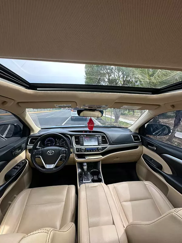 jeepetas y camionetas - Toyota higlander xle 2019 4