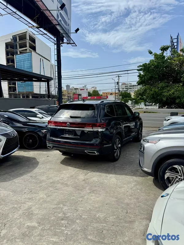 jeepetas y camionetas - Volkswagen Teramont Highline 2024 7