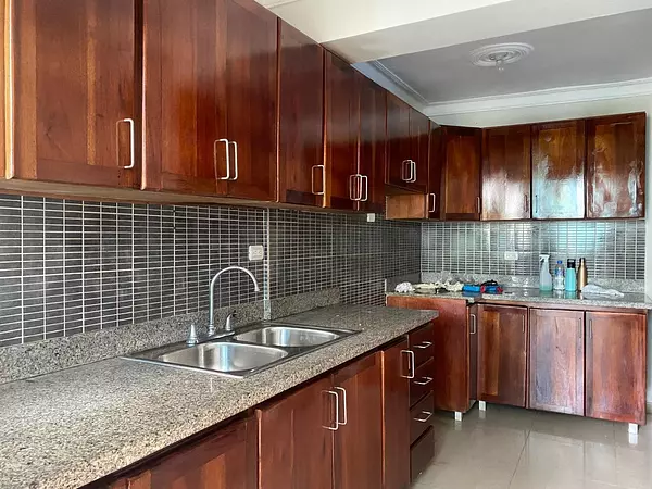 apartamentos - Rento apartamento con terraza Av Cayetano Germosen 6