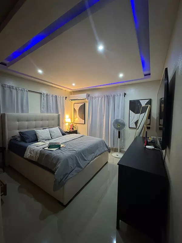 apartamentos - Vendo Apartamento Villa Aura📍5to piso de 250mts   4
