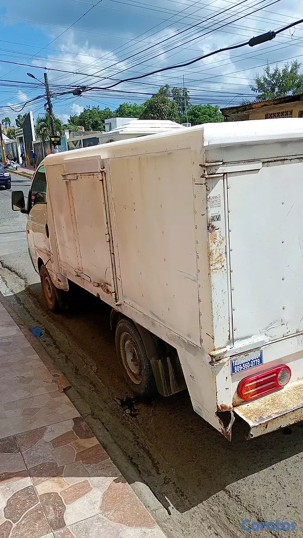 camiones y vehiculos pesados - Hyundai h100 4