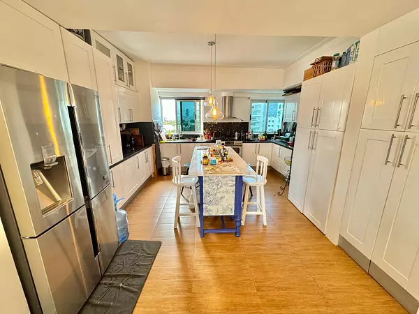 apartamentos - Apartamento en Venta BELLA VISTA SUR USD 368,000 4