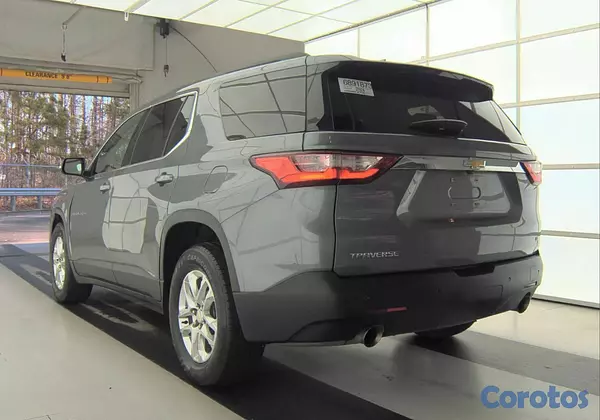 jeepetas y camionetas - CHEVROLET TRAVERSE LT 2020 8