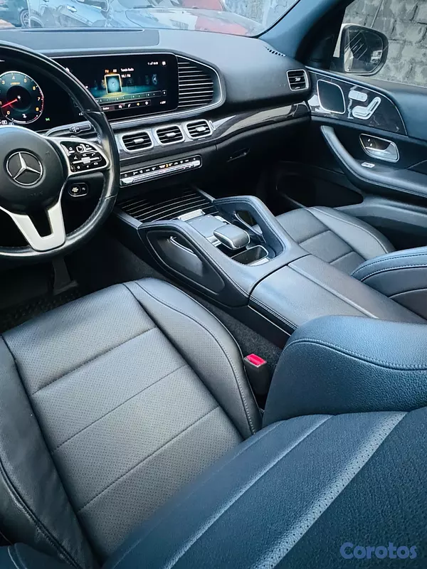 jeepetas y camionetas - Mercedes-Benz GLE 350 2020. Clean Carfax  9