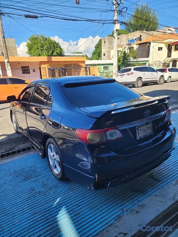 carros - Toyota Corolla LE 2013 4