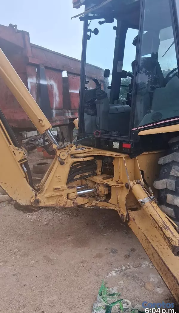 camiones y vehiculos pesados - En buena condición precio negociable  4