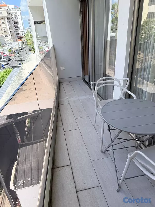 apartamentos - vendo amueblado bella vista sur una habitación 1.5 baños parqueo balcón ara soci 2