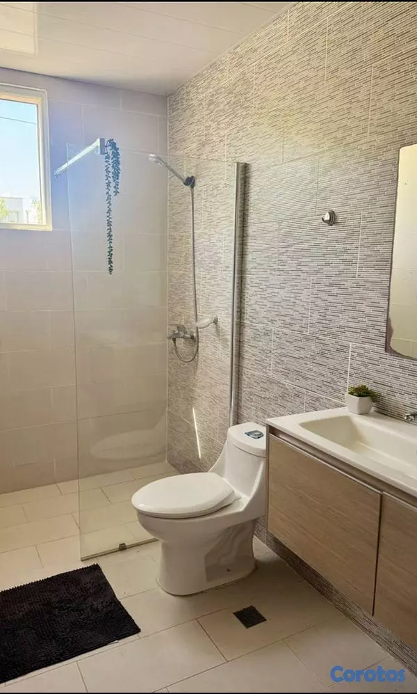 casas vacacionales y villas - 🏡 Tu Hogar Ideal a Minutos de Downtown Punta Cana 8
