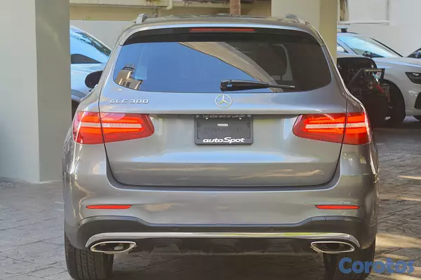 jeepetas y camionetas - Mercedes-Benz Clase GLC 300 2017 9
