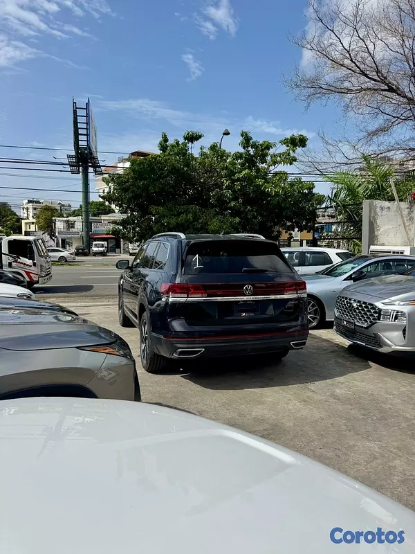 jeepetas y camionetas - Volkswagen Teramont Highline 2024 9