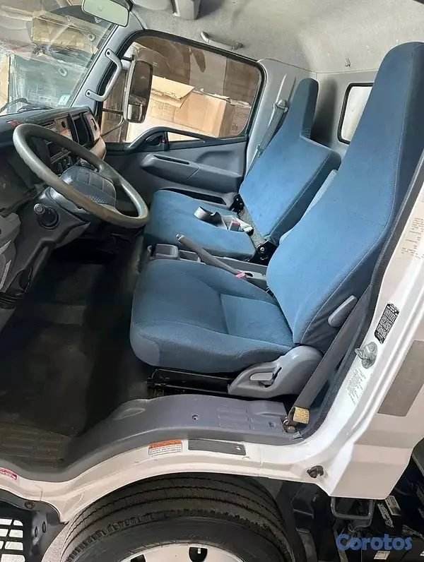 camiones y vehiculos pesados - mitsubishi fuso 2012 2