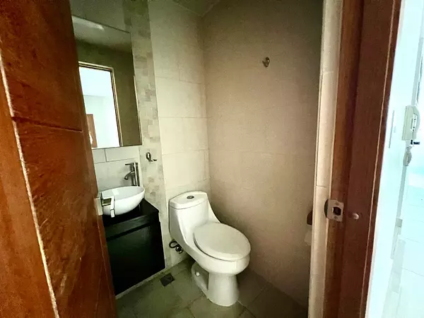 apartamentos - 📍Ensanche Naco
Aquilo Apartamento Vacio en Torre Moderna
 US$1,300  6