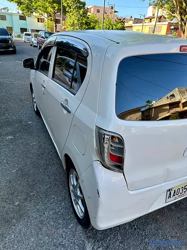 carros - PRECIO DE LIQUIDACIÓN : RD$ 310,000.  7