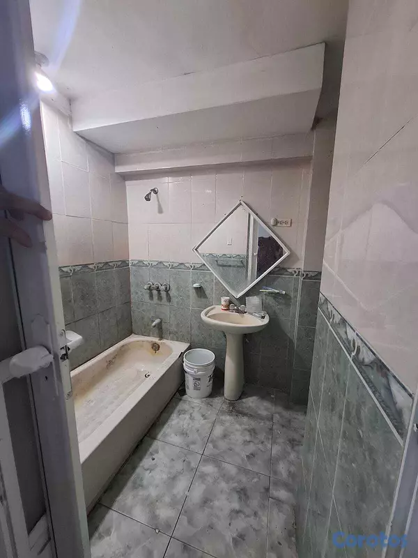 casas - Casa en Venta – Av. Independencia (El Pedregal) 4