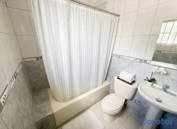 casas - 🏡 Casa en Alquiler de 2 Niveles – Uso Mixto (R4) | Ideal para Vivir y Trabajar 2