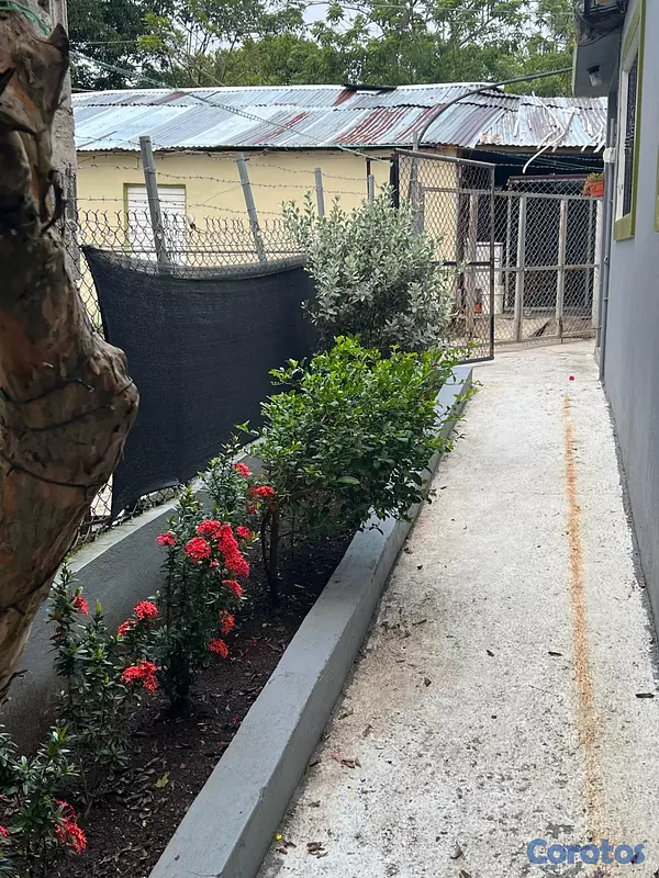 casas - Hermosa casa en Los Valerios La Vega cerca de la p 20