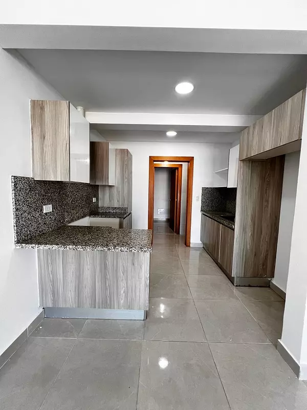 apartamentos - Alquilo precioso y amplio Apartamento en exclusiva Torre en  Bella Vista 10