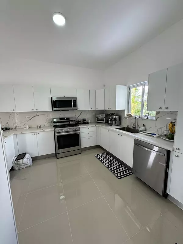 casas - Casa en venta En Ciudad la Palma  9