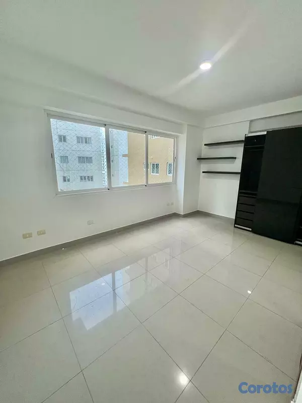 apartamentos - Vendo apartamento en torre Familiar en Naco 2
