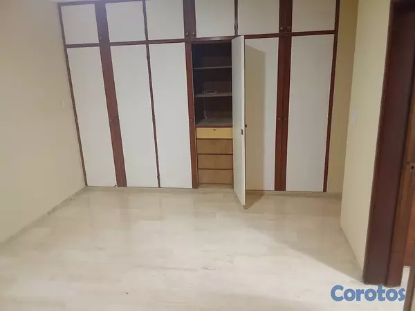 apartamentos - Apartamento en Alquiler en Bella Vista – Primer Piso.
 9