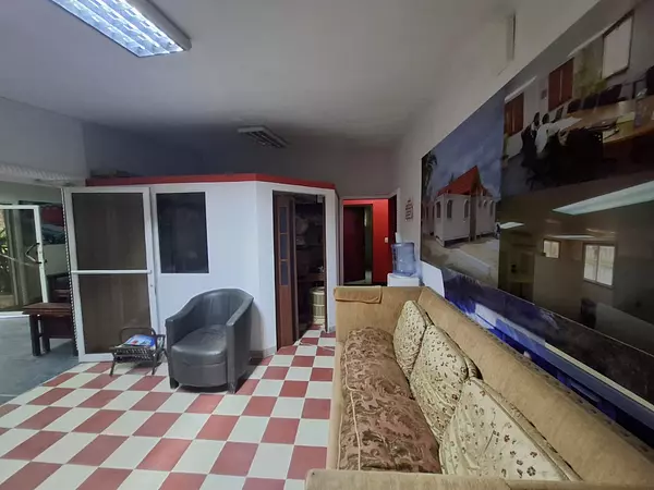 casas - Vendo casa Comercial en Costa Azul 5