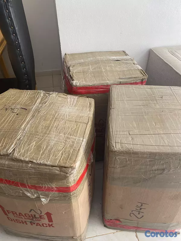 ropa para mujer - Vendo caja de ropa extranjera  3