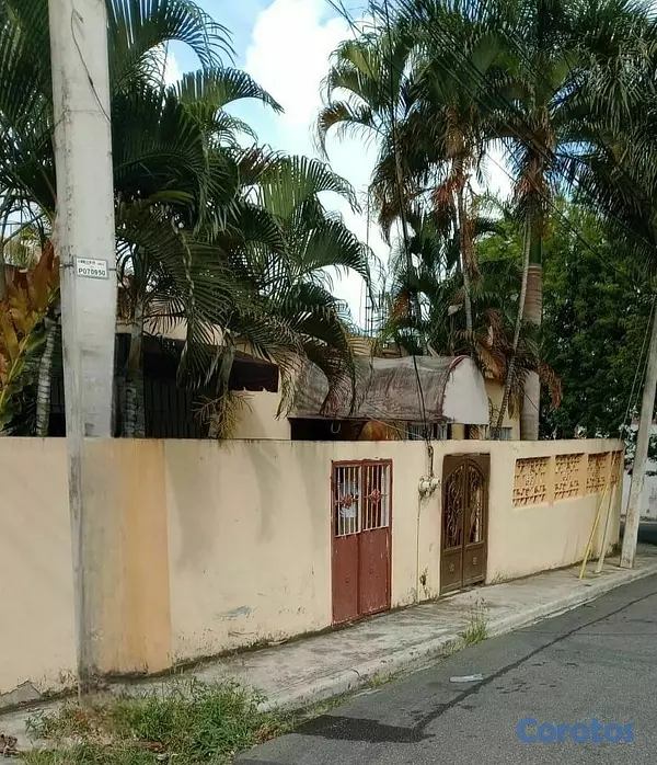casas - Casa en venta comercial en Las Caobas  6