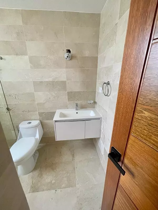 apartamentos - Majestuoso Apartamento situado en La Esmeralda  8