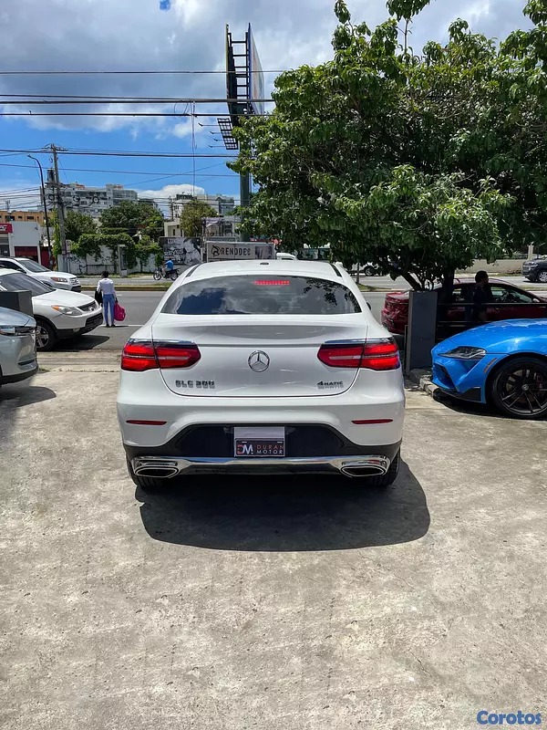 jeepetas y camionetas - Mercedes Benz GLC-300 4Matic 2017 6